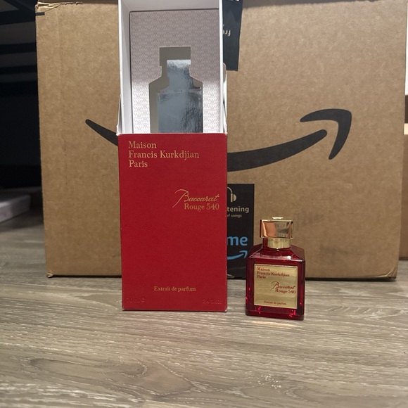 Maison Francis Kurkdjian Red Box with Gold Text - Picture 5 of 5